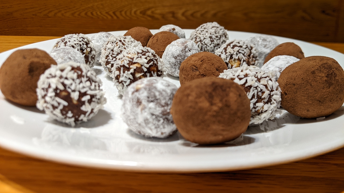 A picture of the Brandy Balls recipe.