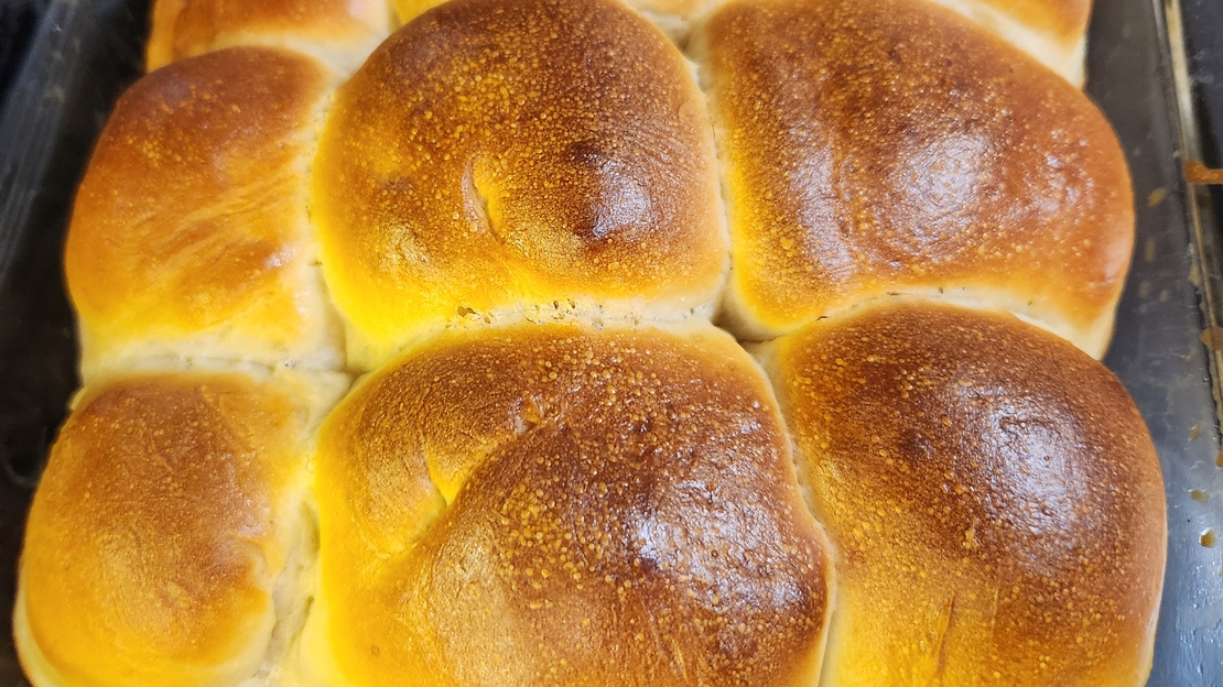 A picture of the Dinner Rolls recipe.
