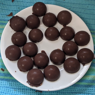 A picture of the Whisky Chocolates recipe.